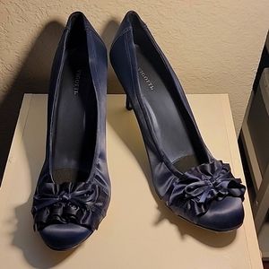 Vigotti Blue Satin pumps